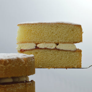 Victoria Sponge Cake {V}